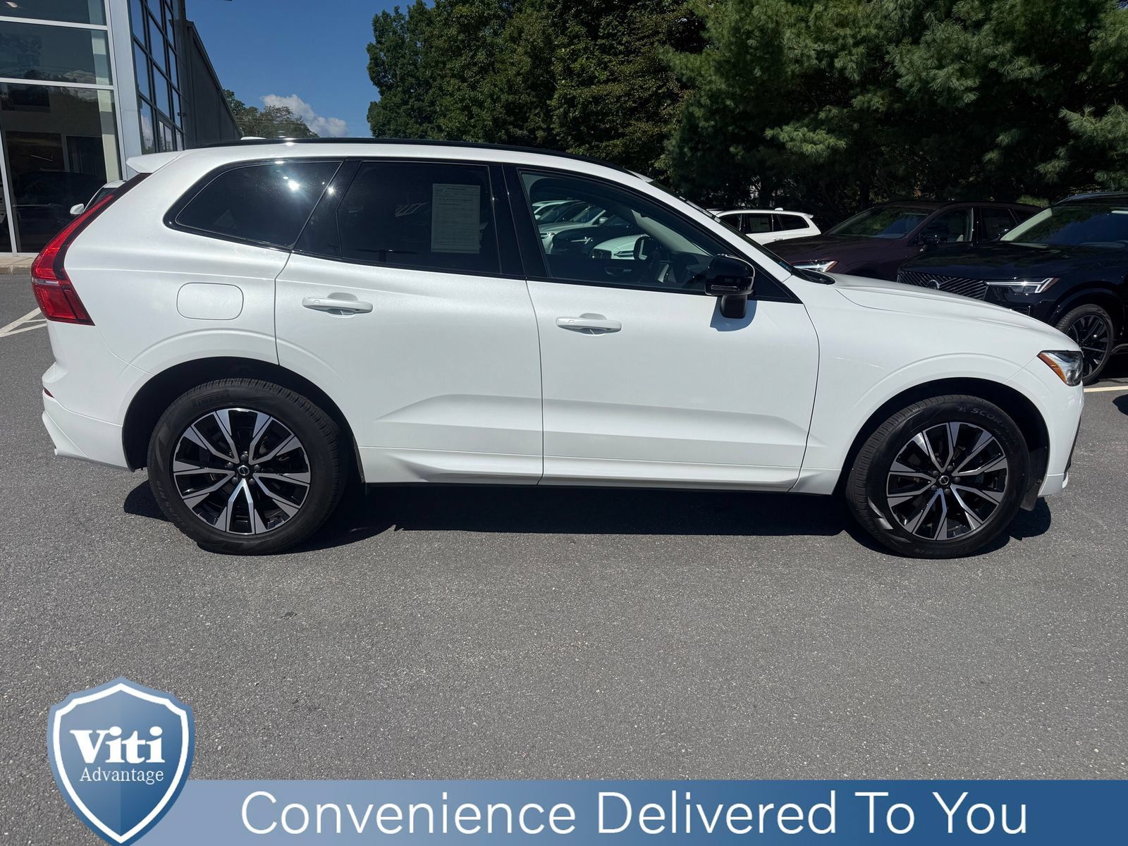 Used 2024 Volvo XC60 B5 Core w/ Protection Package Premier AWD/4WD image 9