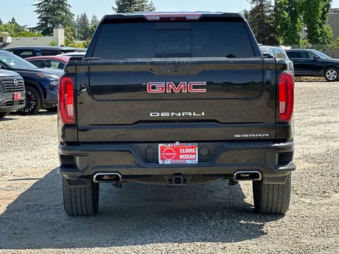 Used 2019 GMC Sierra 1500 Denali w/ Technology Package AWD/4WD image 8