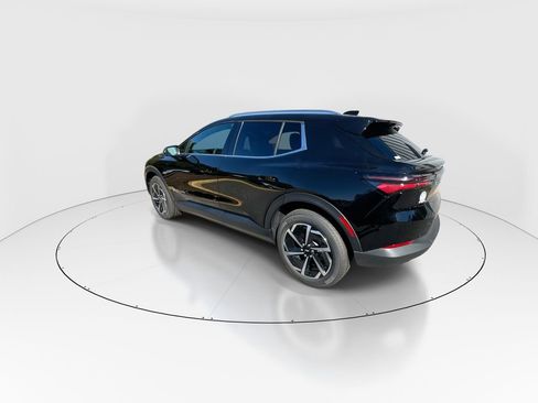 New 2026 Chevrolet Equinox EV LT image 6