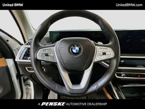 Used 2024 BMW X7 xDrive40i w/ Executive Package AWD/4WD image 6