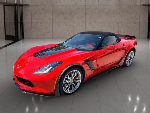 Used 2015 Chevrolet Corvette Z06 w/ 3LZ Preferred Equipment Group RWD image 20