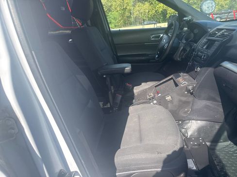 Used 2017 Ford Explorer 4WD Police Interceptor image 23