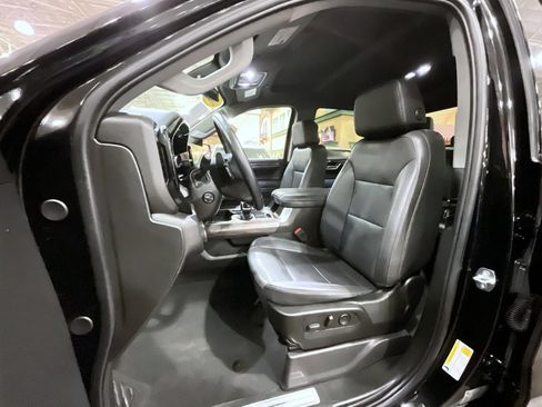 Certified 2024 Chevrolet Silverado 1500 LTZ AWD/4WD image 12
