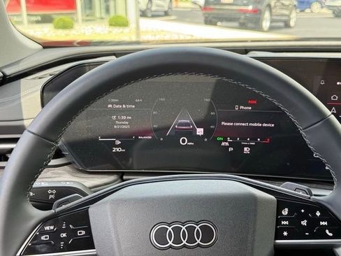 New 2025 Audi Q5 Premium image 29
