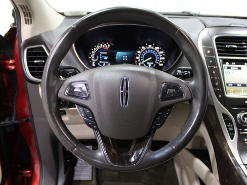 Used 2016 Lincoln MKX Select w/ Climate Package image 9