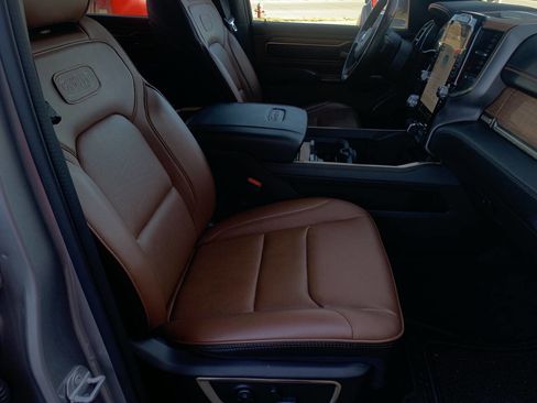 Used 2022 RAM 1500 Limited image 17