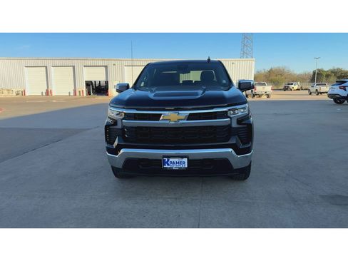 New 2026 Chevrolet Silverado 1500 LT w/ Z71 Off-Road Package image 3