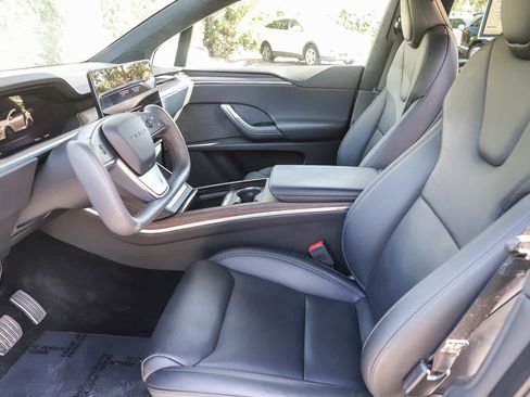 Used 2024 Tesla Model X AWD/4WD image 19