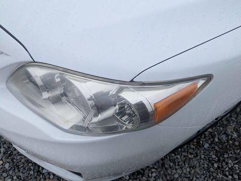 Used 2013 Toyota Corolla LE image 31