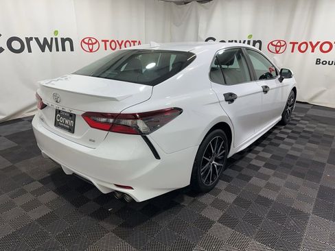 Used 2023 Toyota Camry SE image 8
