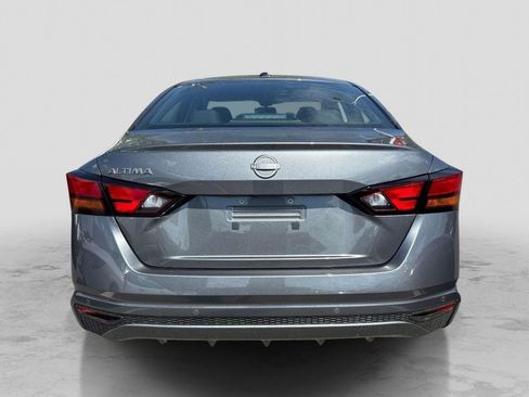 New 2026 Nissan Altima 2.5 SV FWD image 3