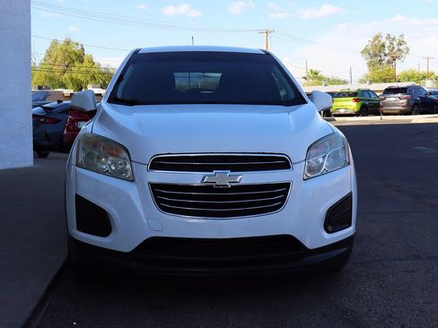Used 2016 Chevrolet Trax LS w/ LPO, Cargo Package FWD image 14