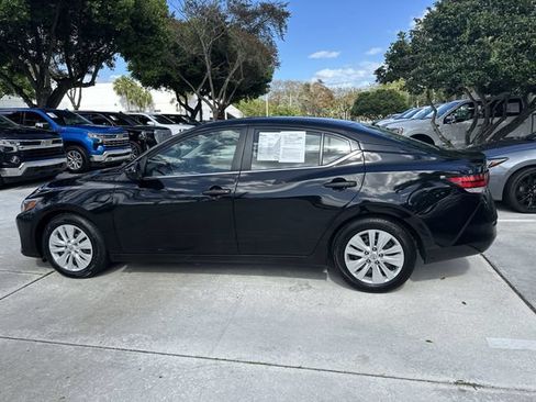 Used 2024 Nissan Sentra S FWD image 14