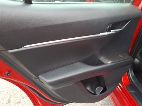 Certified 2022 Toyota Camry SE image 10