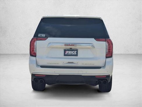 Used 2022 GMC Yukon Denali AWD/4WD image 6