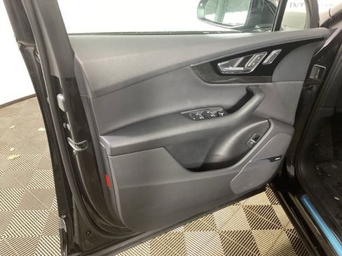 Used 2019 Audi Q7 3.0T Premium Plus w/ Premium Plus Package image 16