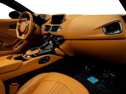 Used 2023 Aston Martin V8 Vantage Roadster RWD image 46
