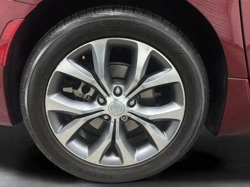 Used 2017 Chrysler Pacifica Limited FWD image 30