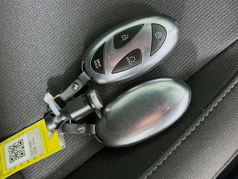 Used 2025 Hyundai Kona SEL FWD image 22