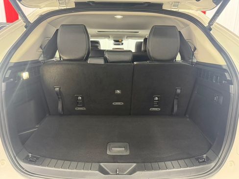 Used 2024 MAZDA CX-90 Plug-In Hybrid w/ Preferred AWD/4WD image 15