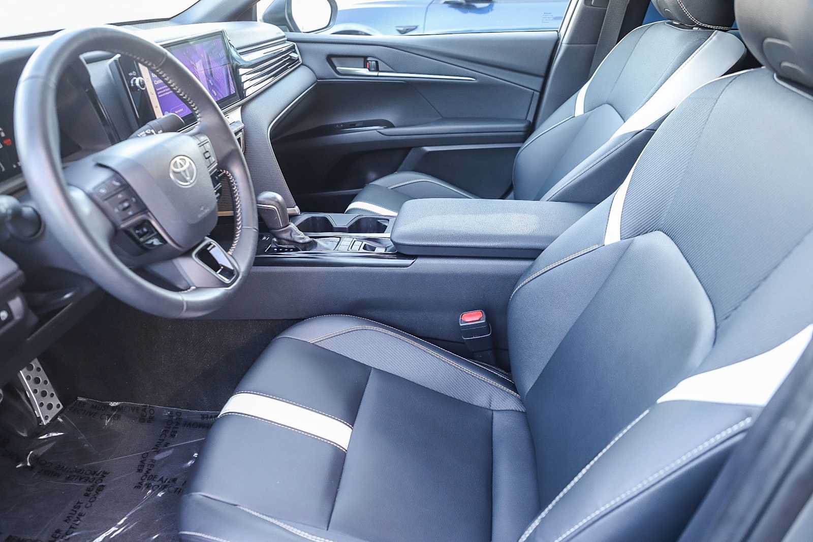 Used 2025 Toyota Camry SE w/ Multimedia Upgrade Package FWD image 22