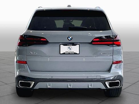 Used 2026 BMW X5 xDrive40i w/ M Sport Package AWD/4WD image 4