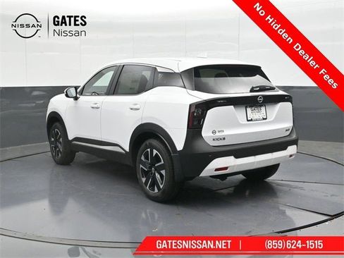 New 2025 Nissan Kicks SV image 8