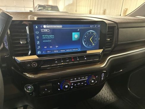 Used 2025 Chevrolet Silverado 1500 LT image 15