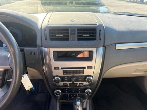 Used 2010 Ford Fusion SEL FWD image 17