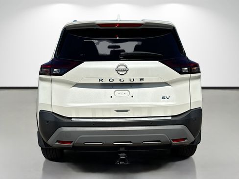 Used 2023 Nissan Rogue SV w/ SV Premium B Package image 4