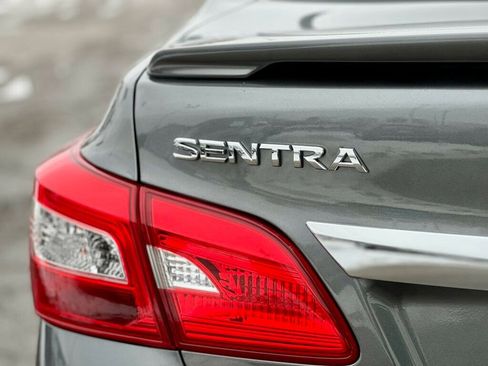 Used 2019 Nissan Sentra SR image 8