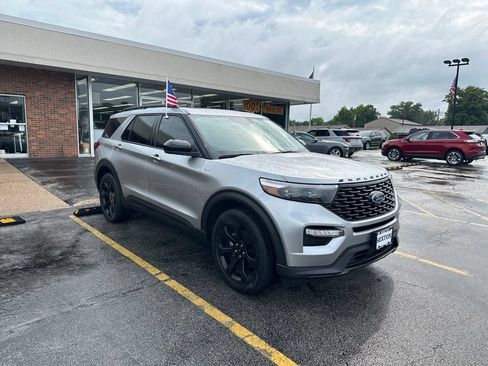 Certified 2023 Ford Explorer ST-Line w/ Class IV Trailer Tow Package AWD/4WD image 3