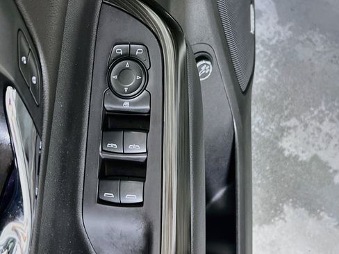 Used 2020 GMC Acadia SLT AWD/4WD image 17