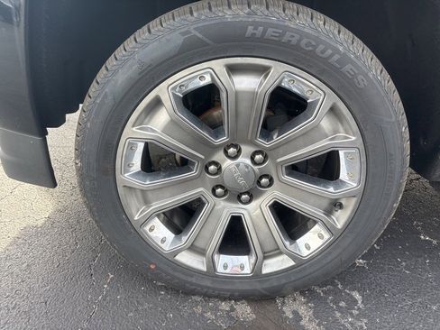 Used 2016 GMC Sierra 1500 Denali image 2