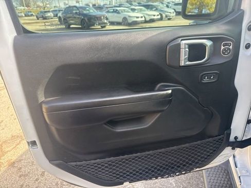 Used 2020 Jeep Wrangler Unlimited Sport AWD/4WD image 11