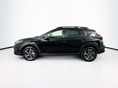 Used 2024 Subaru Crosstrek 2.0i Premium image 4