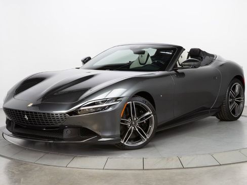 Used 2024 Ferrari Roma Spider image 96