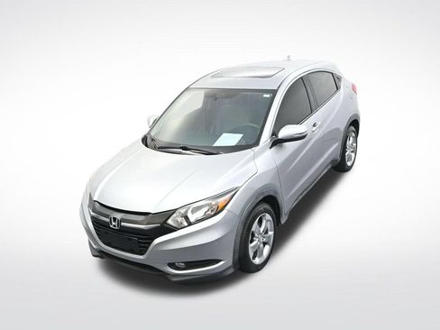 Used 2017 Honda HR-V EX image 25