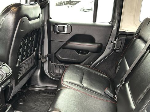 Certified 2021 Jeep Wrangler Unlimited Rubicon image 28