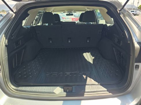 Used 2025 Subaru Outback AWD/4WD image 14