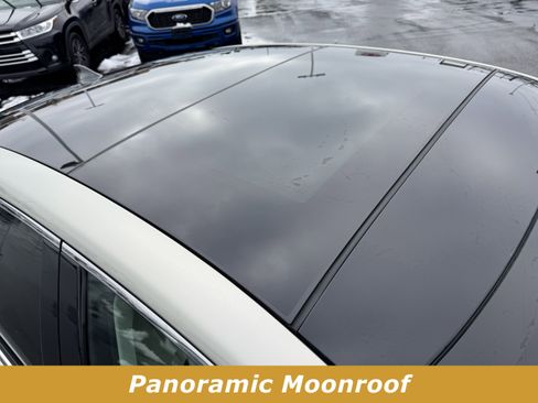 Used 2025 Lexus ES 350 Ultra Luxury image 11