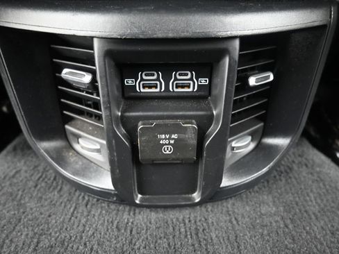 Used 2024 RAM 2500 Laramie w/ Safety Group image 32