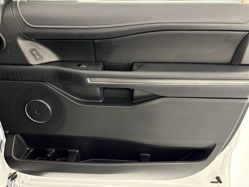 Used 2024 Ford Expedition Max XLT image 47