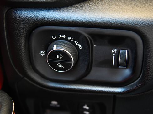 Used 2023 RAM 1500 Rebel w/ Rebel Level 1 Equipment Group AWD/4WD image 39
