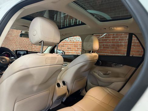 Used 2019 Mercedes-Benz GLC 300 GLC300 image 32