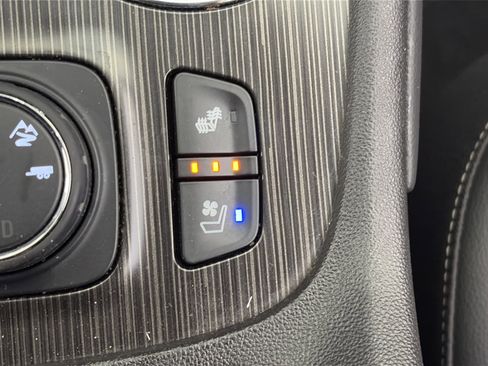 Used 2023 GMC Acadia SLT w/ Technology Package AWD/4WD image 32