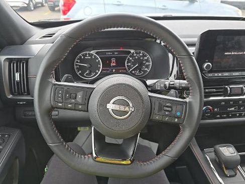 Used 2024 Nissan Pathfinder Rock Creek AWD/4WD image 9