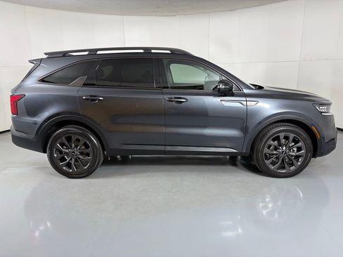 Used 2022 Kia Sorento SX Prestige image 9