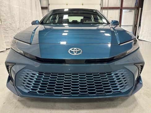 Used 2026 Toyota Camry XSE FWD image 2