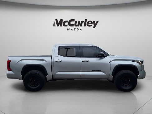 Used 2023 Toyota Tundra SR5 w/ SR5 Premium Package AWD/4WD image 8